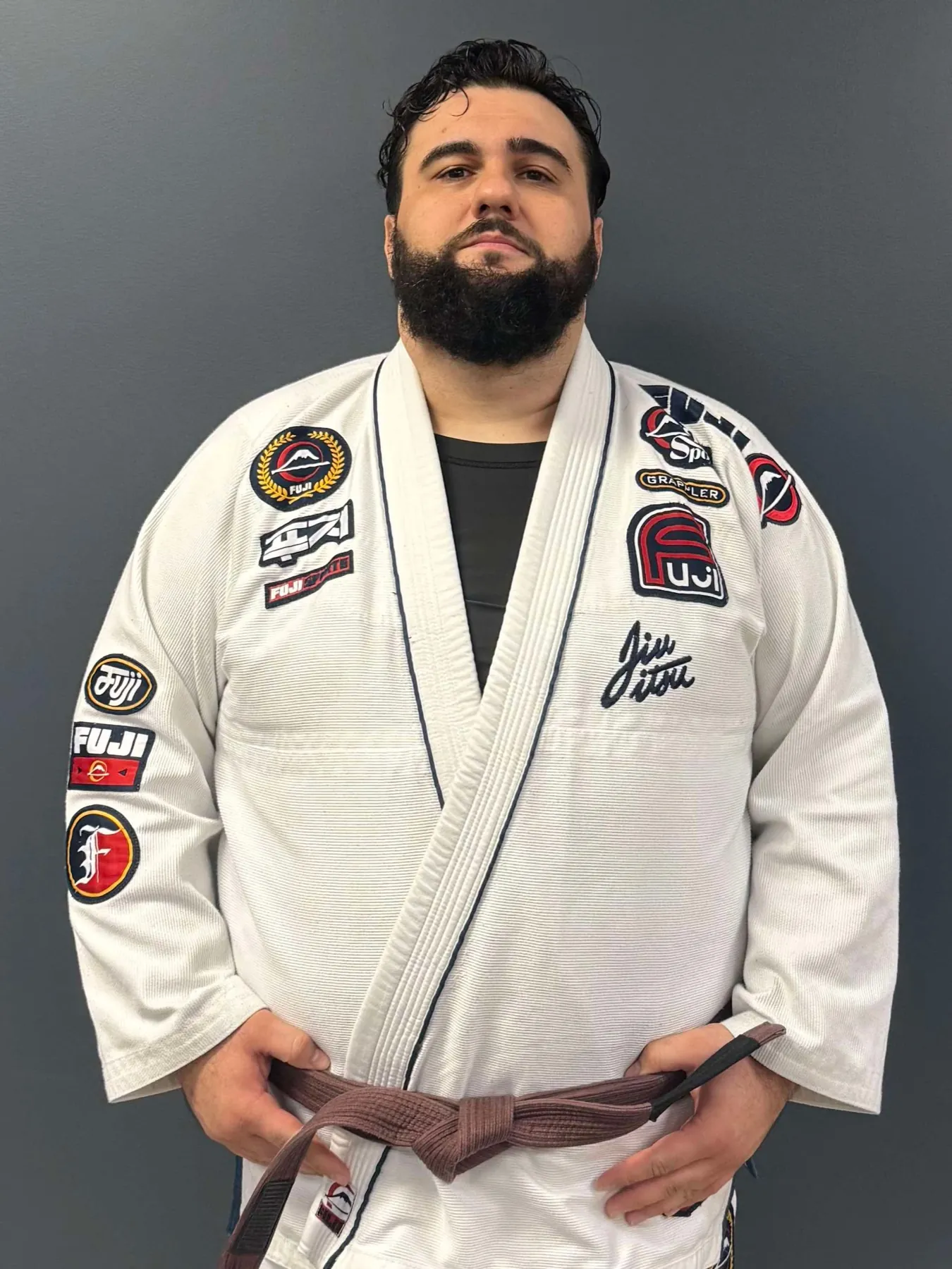Coach Leo Bergamasco, Brazilian Jiu-Jitsu brown belt instructor at Rolling Bear BJJ